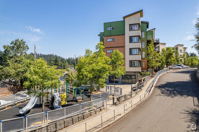 Broadway Vantage Apartments