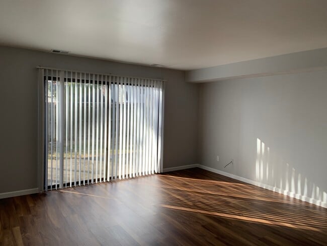 Photo - Highfield Crossing