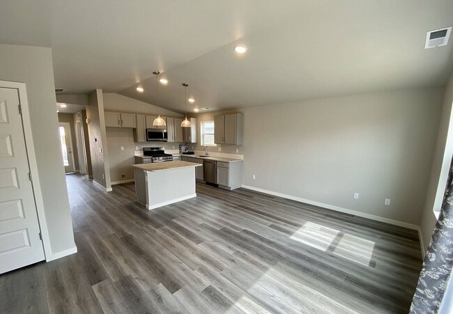 Photo - 508 Bobcat Ct