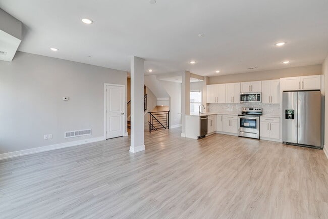 Photo - 2636 Annin St Unit 1