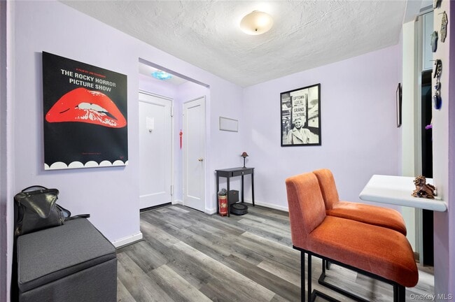 Building Photo - 82-35-82134 134th St Unit 3G