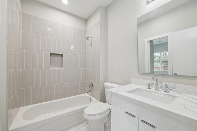 Photo - 863 Prosper St