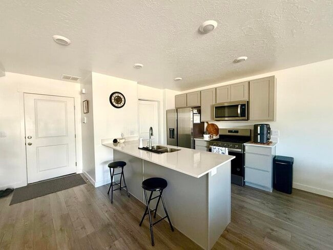 Photo - 38 N Northshore Dr