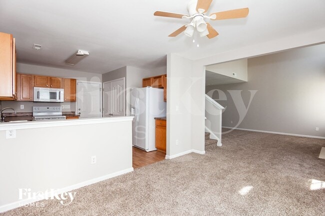 Photo - 7411 Mary Jo Helms Dr