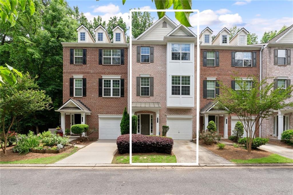 Photo - 651 Coligny Ct