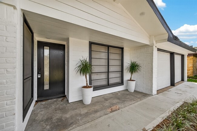 Photo - 5523 Kuldell Dr