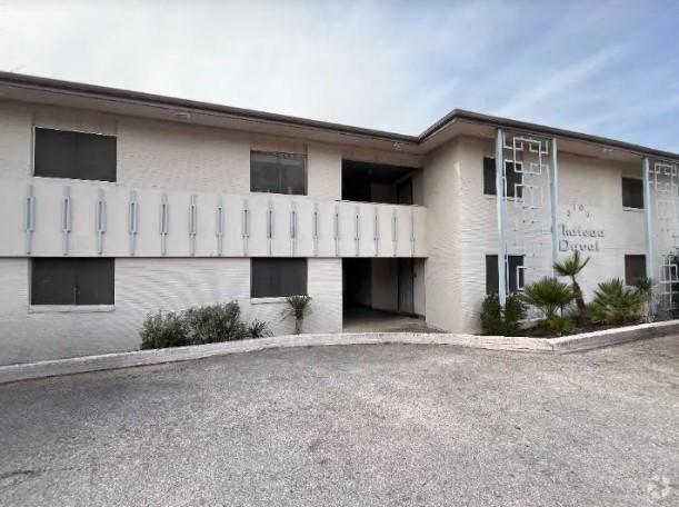 Building Photo - 3106 Duval St Unit 202 Rental