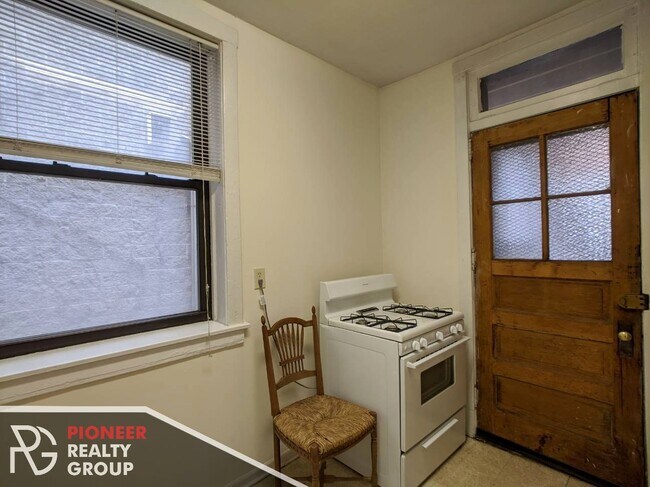 Photo - 2902 N Clark St Unidad 2882-2