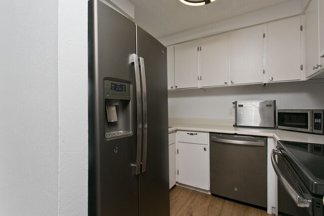 Photo - Available Now, Hokulani in Kailua, 1 Bedroom 1 Bath Unit C104