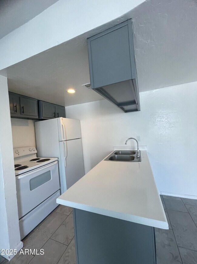 Photo - 3232 W Jackson St Unidad 1