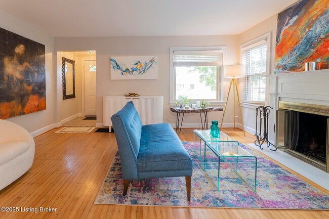 Photo - 3725 Warner Ave