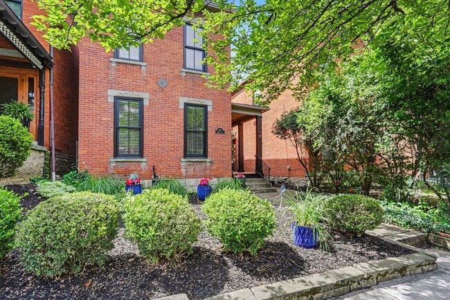 Photo - 101 Warren St