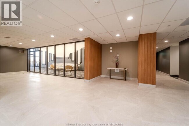 Photo - 1900 6th Conc Unité 402