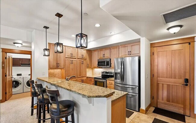 2050 N Main St Unit SI ID1542967P