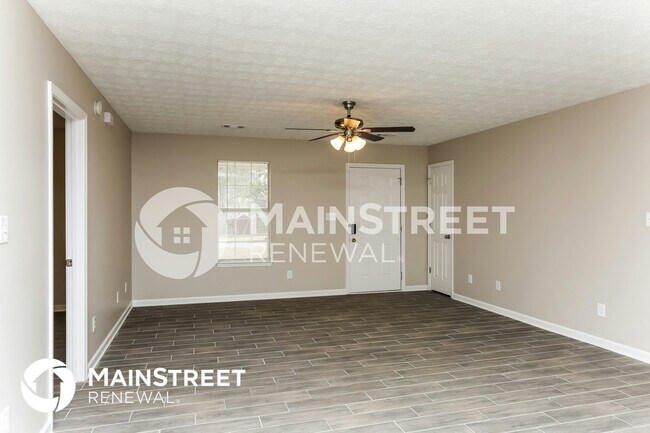 Photo - 305 Barr Cir