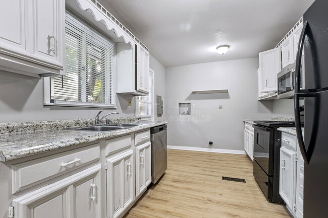 Photo - 3534 Terrier Ln