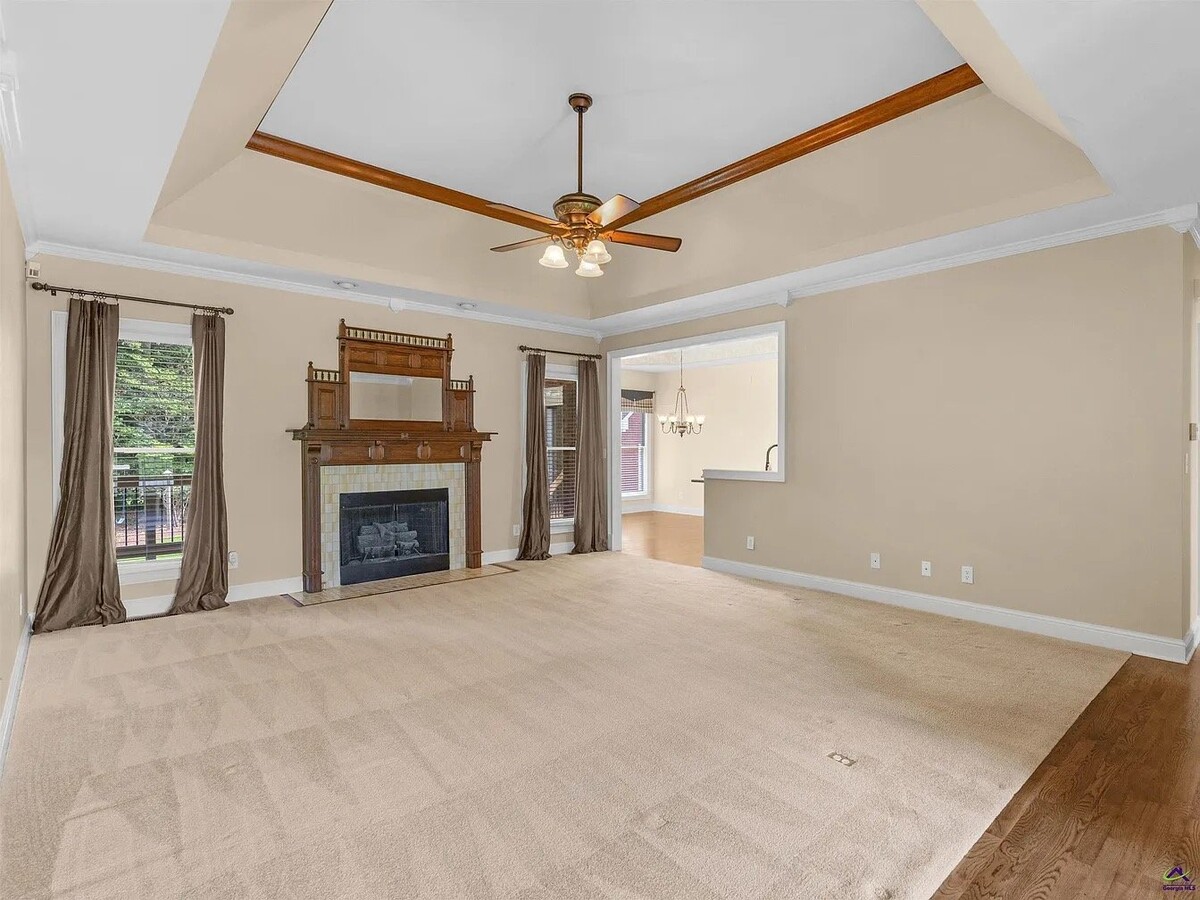 Photo - 5014 Pioneer Pkwy