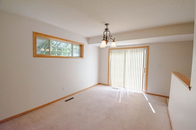 Photo - 1354 Arthur Ln NW