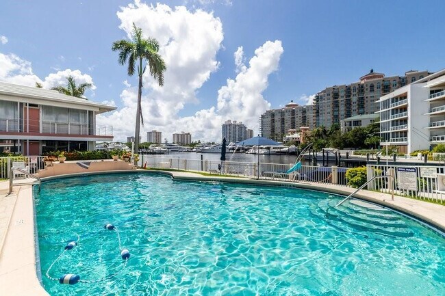 Photo - 2760 Yacht Club Blvd Unit 10C