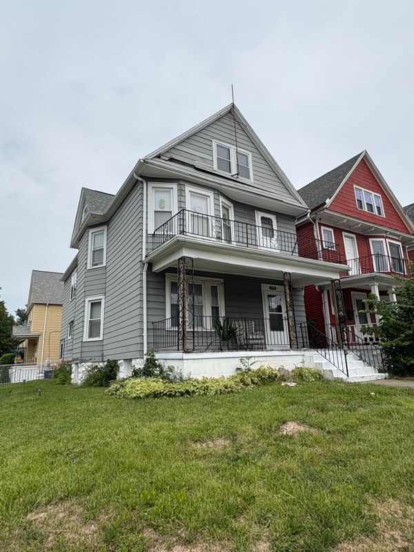 Photo - 310 E Delavan Ave Apartment