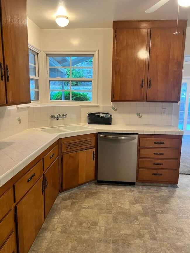 Photo - 3154 Jolley Dr