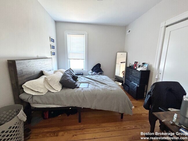 Photo - 74 Marine Rd