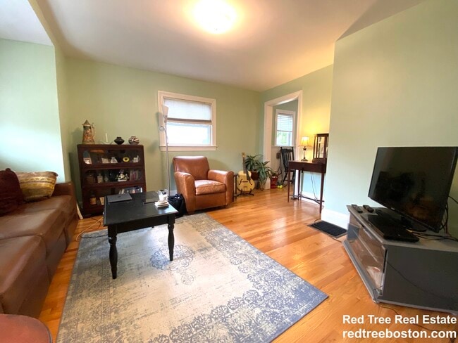 Photo - 42 Wilmot St Unit 1