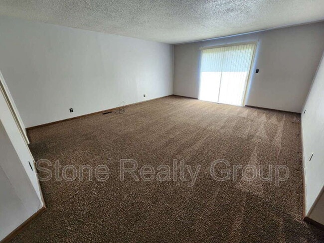 Photo - 2333 Wallace Ave