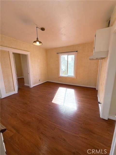 Photo - 1946 New England St