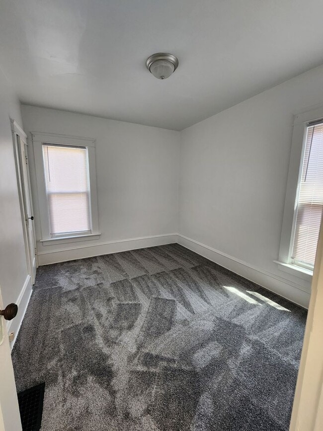 Photo - 825chest Unidad 825 1