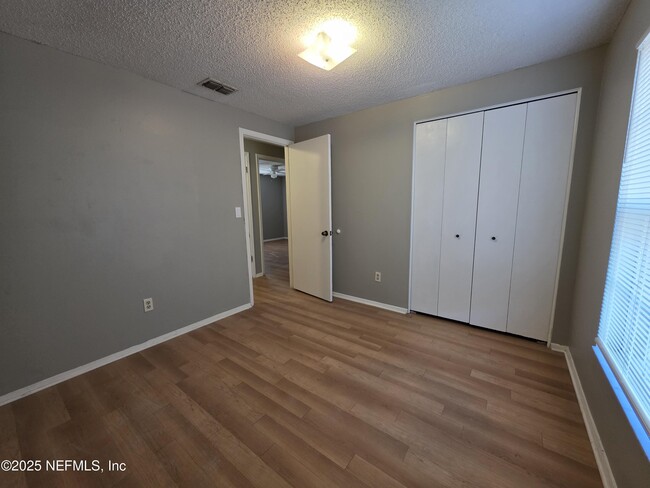 Photo - 2709 Julie Ln