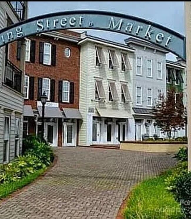 Photo - 2092 Ayrsley Town Blvd