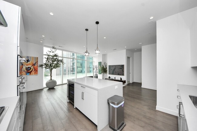 Photo - 4521 San Felipe St Unit 1904