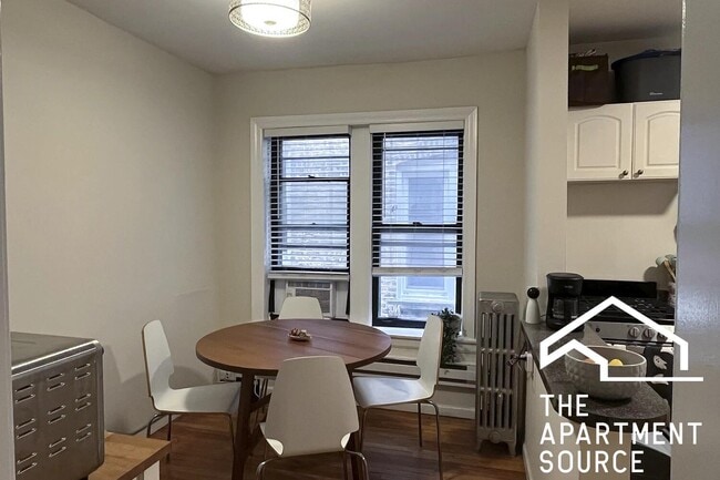 Photo - 2131 W Giddings St Unit 2B