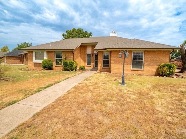 3201 Creekwood Ct