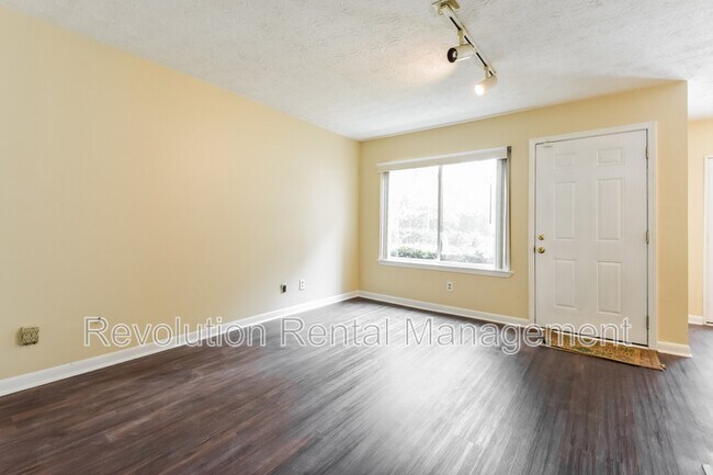 Photo - 3895 Mulkey Cir SW