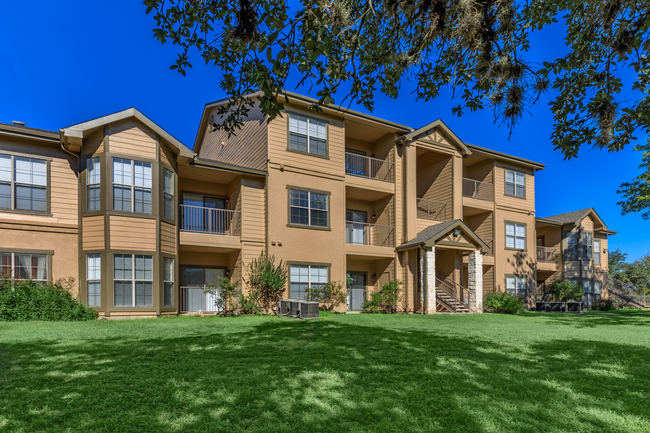 Building Photo - The Arboretum Rental