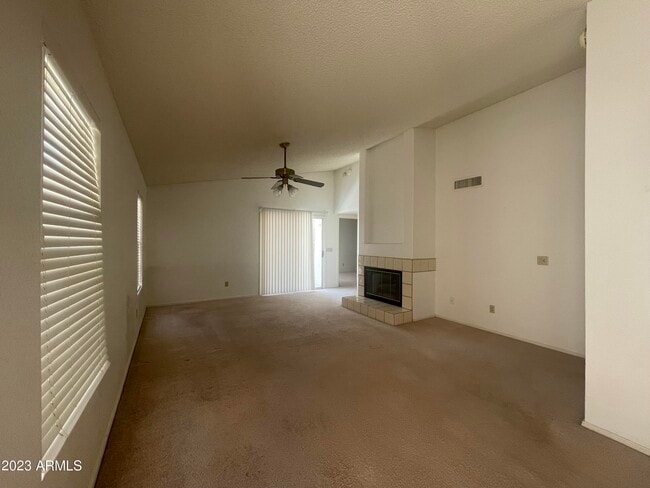 Photo - 2915 E Amber Ridge Way