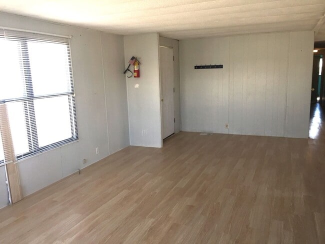 Photo - 3 bedroom double wide in Spring Creek