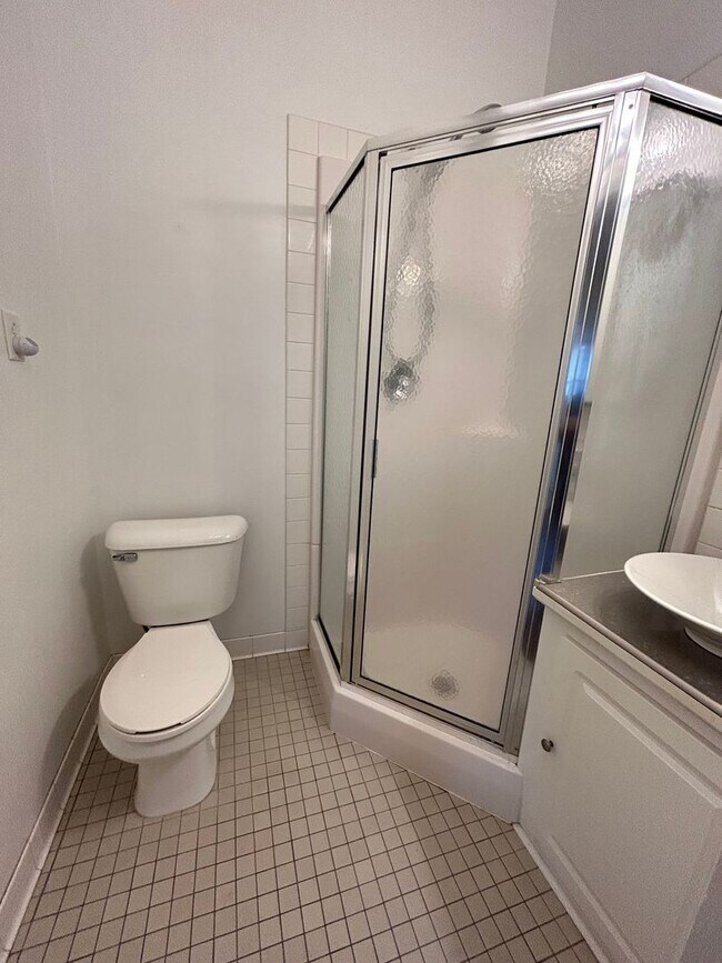 Photo - One Bedroom Apartment on the Northside Unit 9