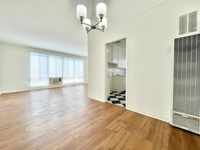 Photo - 333 Rexford Dr Unit 7