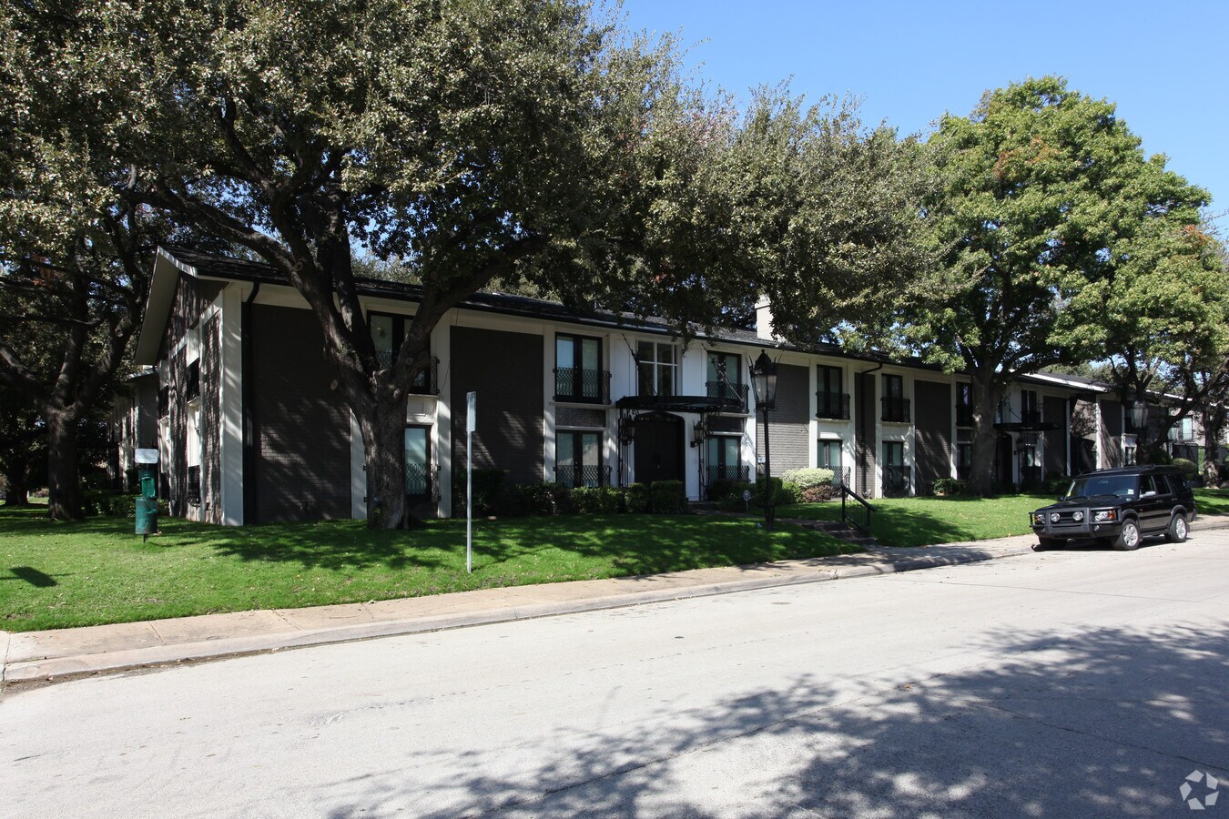 Photo - Paradiso Condos