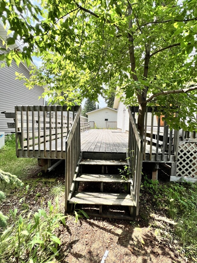 Photo - 221 Birch Ave