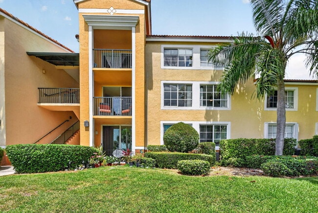 Photo - 135 Yacht Club Way Unit 204