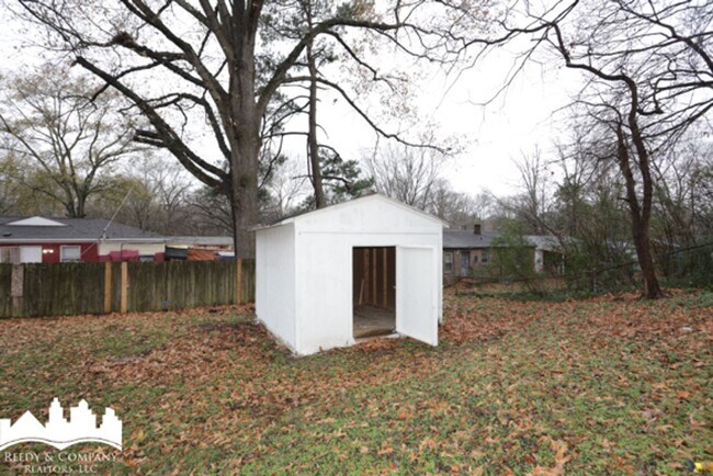 Photo - 2474 Corning Ave