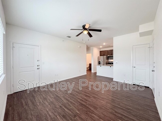 Photo - 1124 W Ave O Unidad Apt 1206