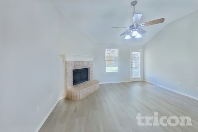 Photo - 12212 Rolling Ridge Dr