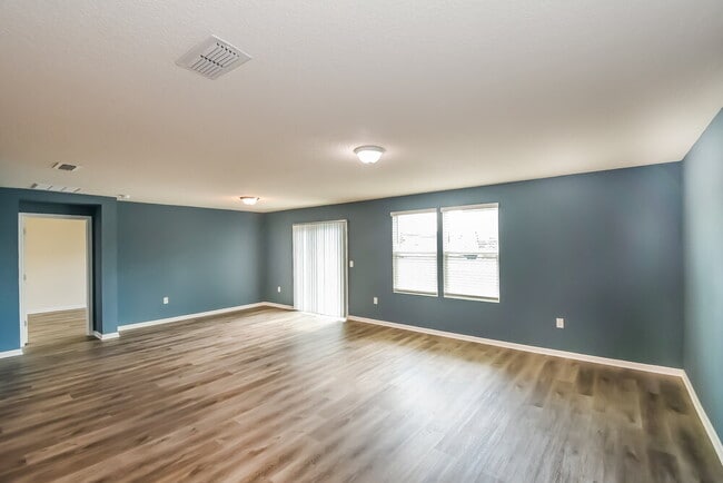 Photo - 2303 Pebble Point Dr