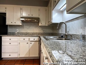 Photo - 3723 Twisted Oaks Dr