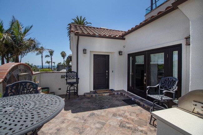 Photo - Prestigious Ocean View Retreat – Fully Rem...